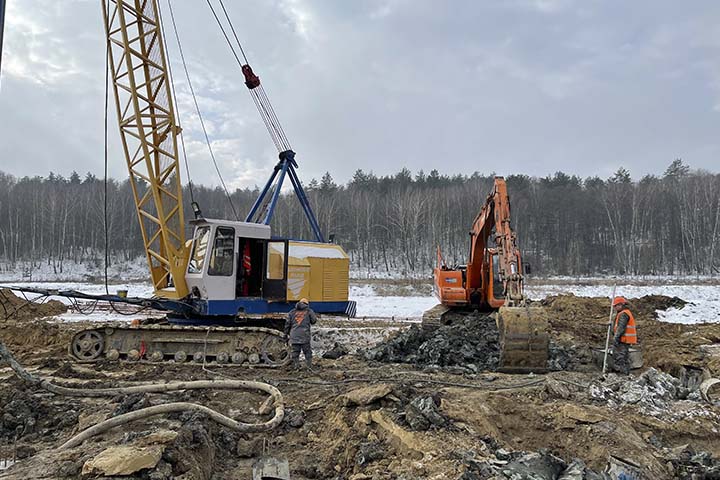 Бурение свайного поля: Киев. Заказать услуги по бурению свайных полей в Киеве
